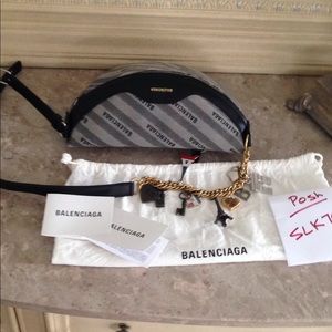 fanny bag balenciaga
